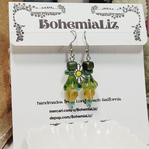 NEW BOHEMIALIZ earrings 688ygrn#mfs Green Czech flower dangle earrings fairy ear - Picture 5 of 5